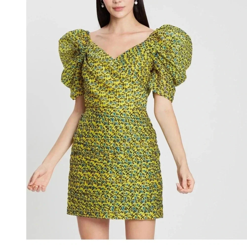 C/Meo Collective
Come Across Short Sleeve Dress size s